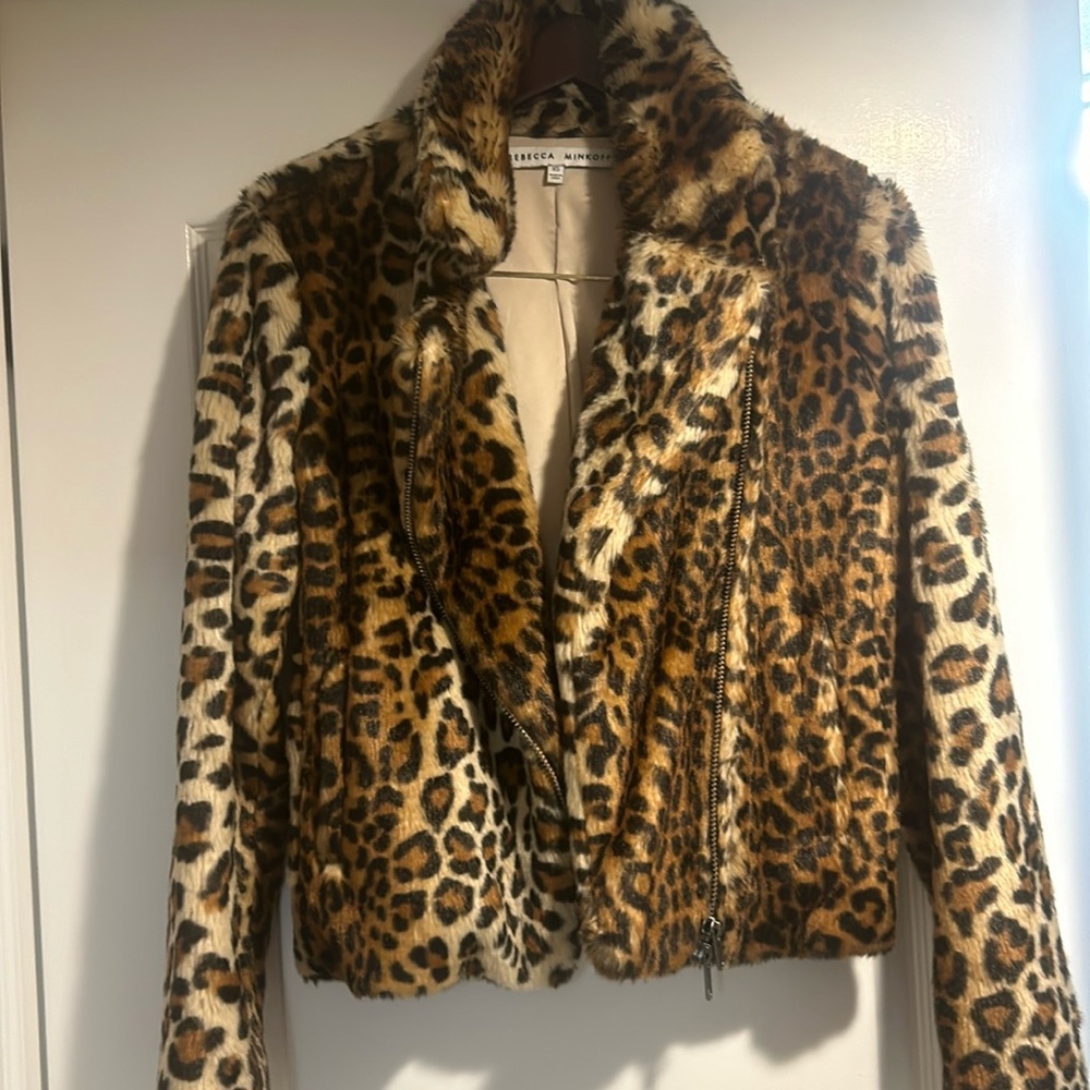 Stunning leopard jacket